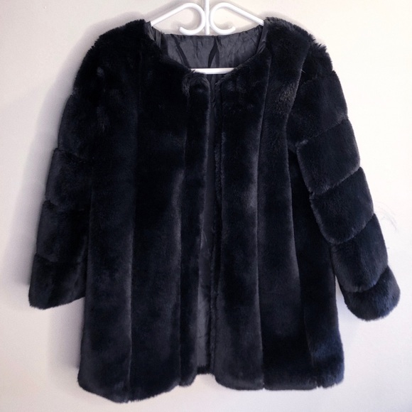 FAUX FUR JACKET - Picture 1 of 2